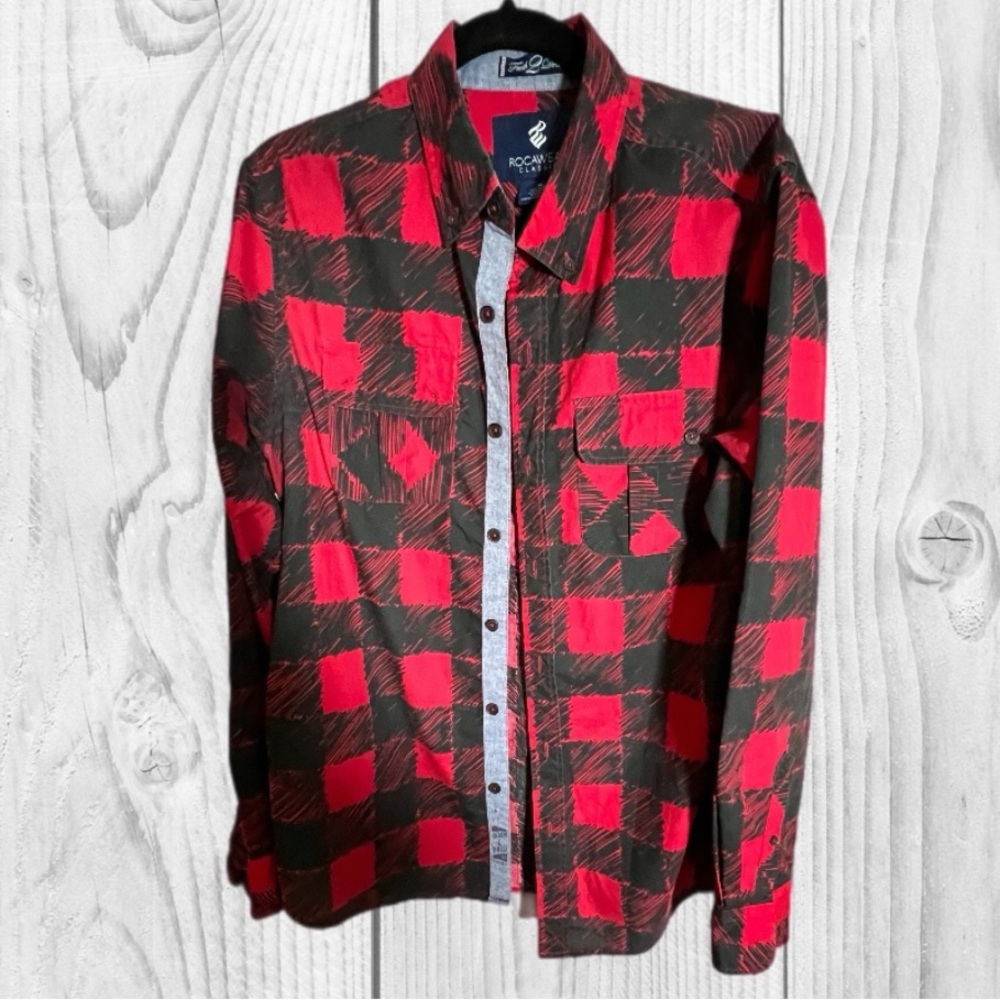 Rocawear Fresh 2 Death Black and red long sleeve button up size medium